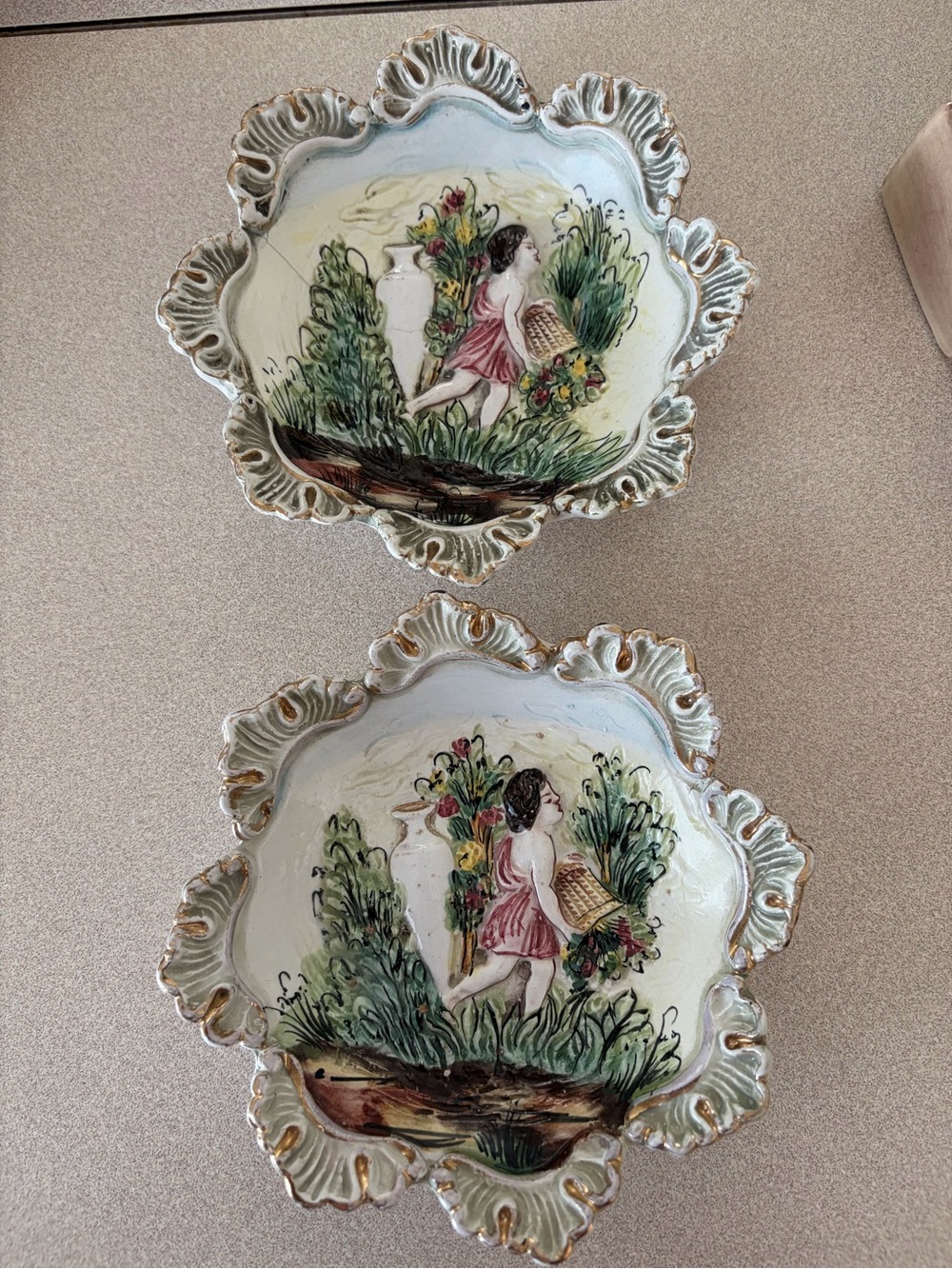 Mid- Century Benrose Italian Majolica/Capodimonte trinket dishes